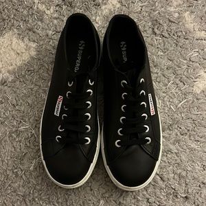 Platform Sneaker Supergas